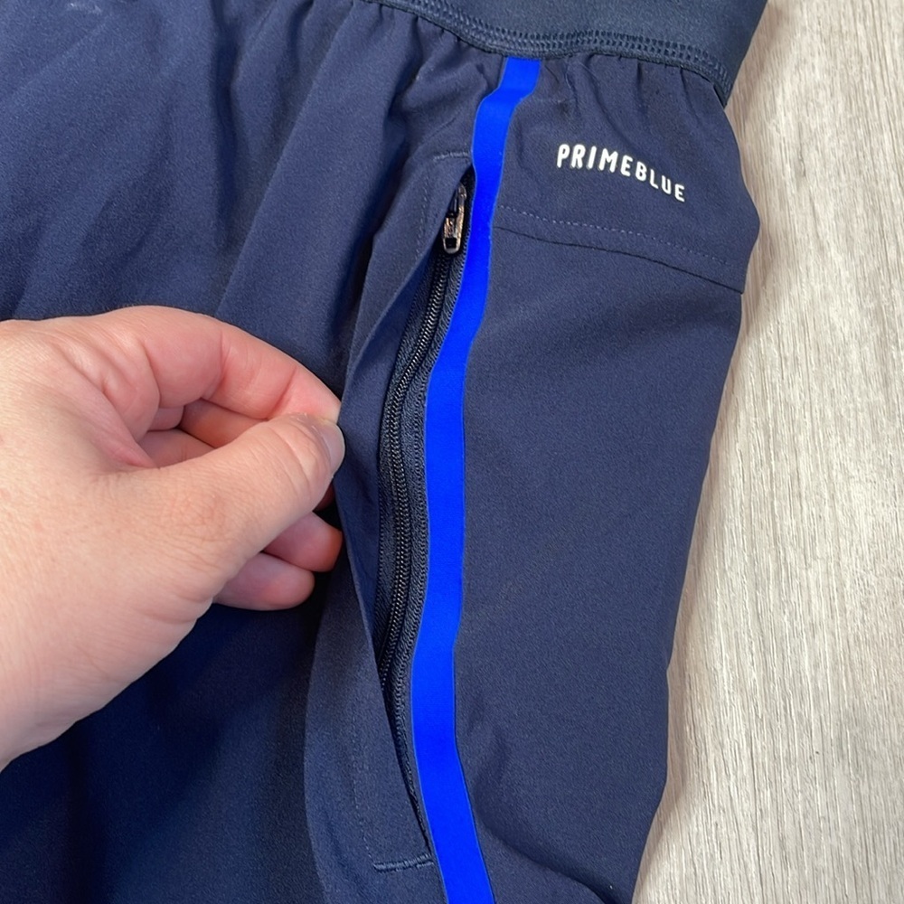 adidas Primeblue Men's Shorts Size Medium - Picture 5 of 7